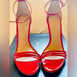 !NWT! Massimo Matteo Heels